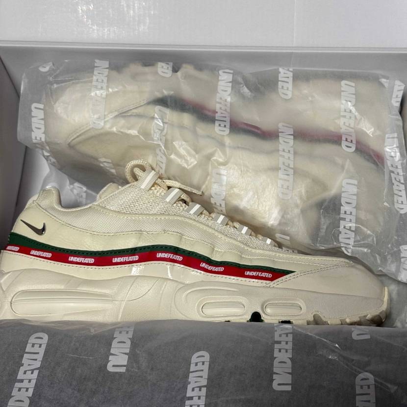 格安 UNDEFEATED AIR MAX 95 SAIL 27.5cm
1回