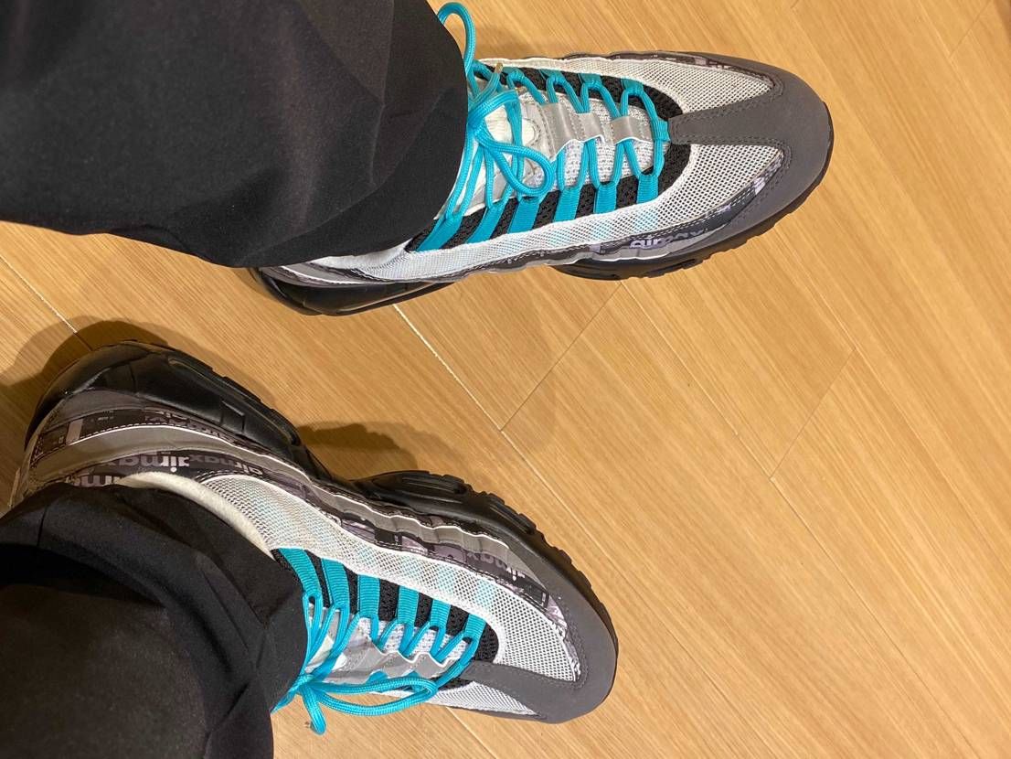 そういえば今日エアマックスDAYでしたね。
今足元見て、思い出しました。
今