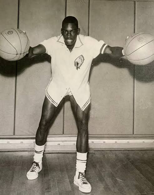 ボーナス投稿
２０歳の頃のハワードジョーダンブランド副社長。
1971年撮影