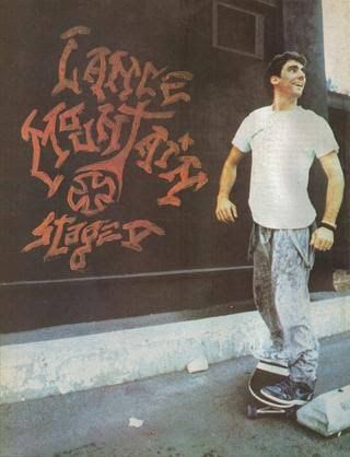 左右別(バカ履き)

スケートボーダーのランスマウンテン