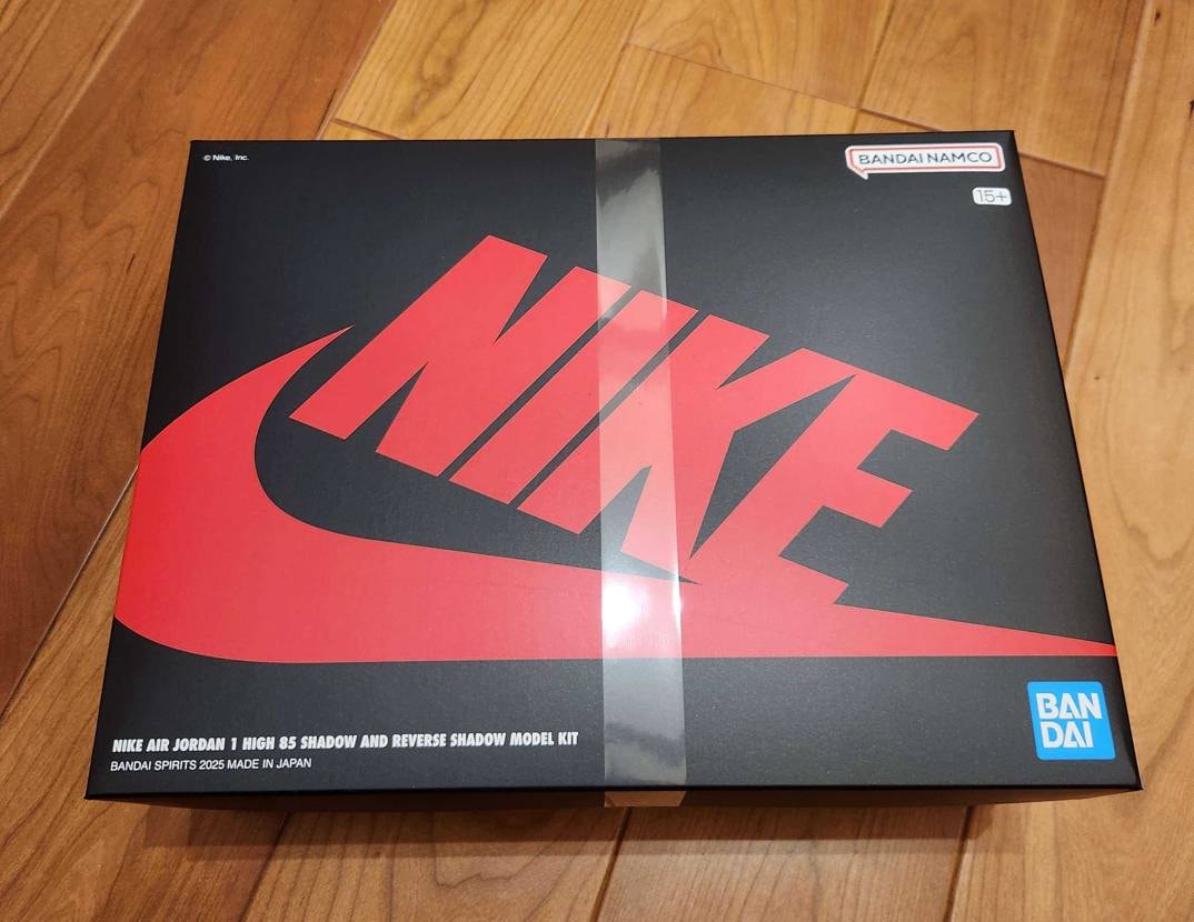 プラモ届きました。
外箱ですらこだわりを感じますね😊