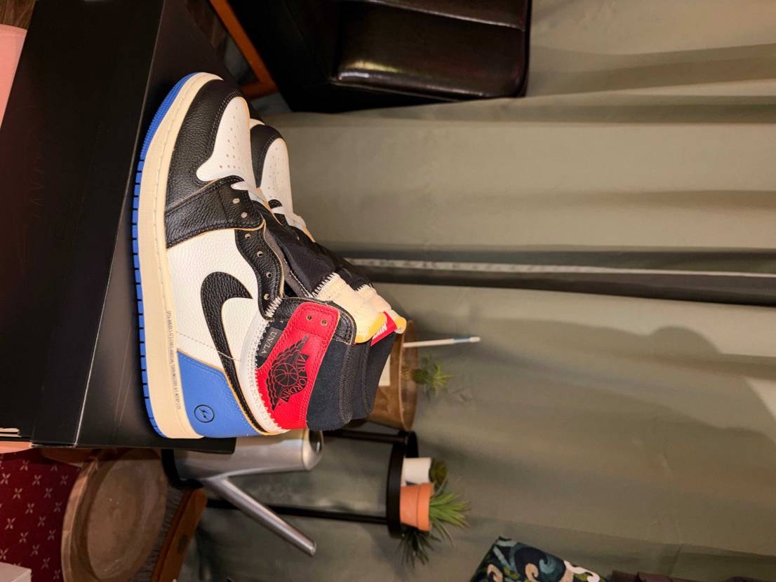 まーじかっけ
レザージャケットに合わせたい🔥