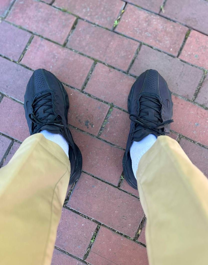 エイバローバー履いて朝散歩🚶
軽いし程よくクッションも効い