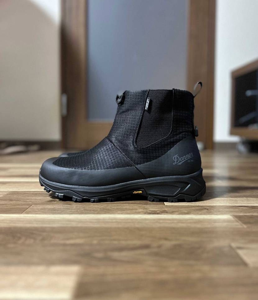 北国は北陸や東北と同じく夕べから本日とえげつない量の雪が降り、夜中、朝、日中と除