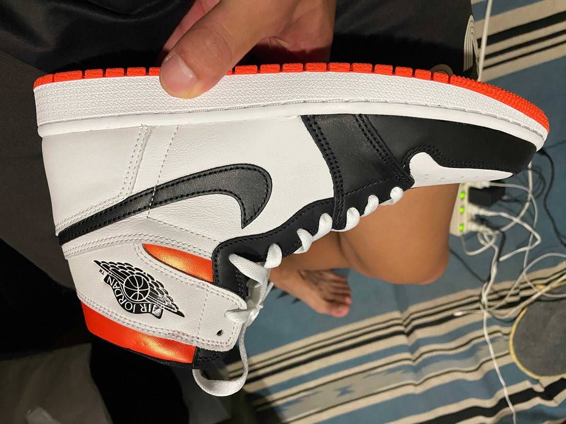 届いた

カッコいいやん