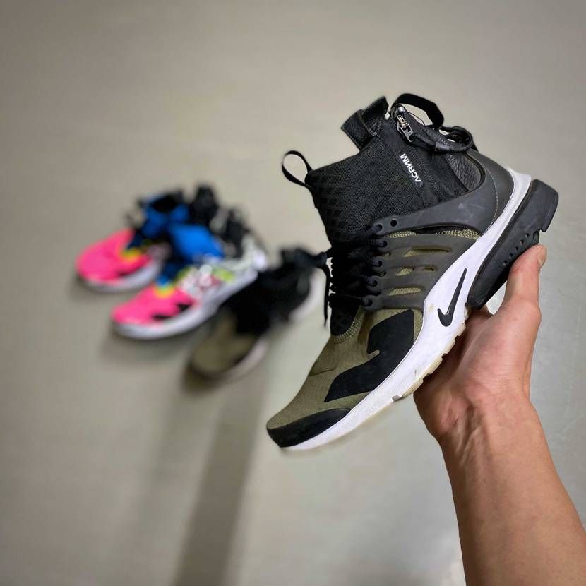 僕にとっては半パンの履くと何故か履きたくなる子たちです

雨ですが濡れるの前