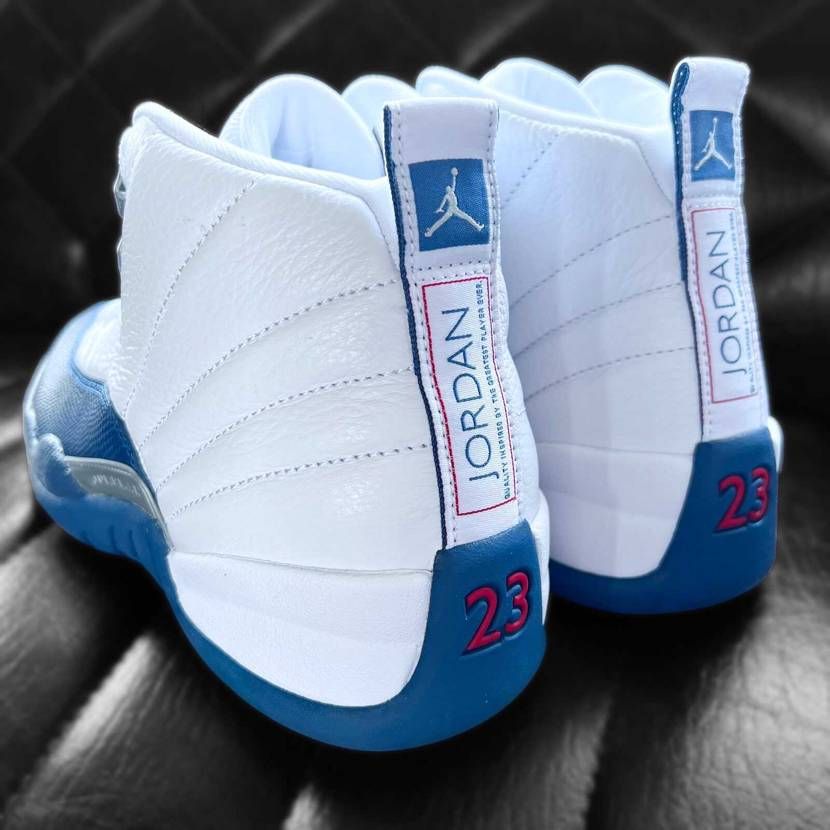 AJ12のフレンチブルー、ようやく手に入れました。
あとは