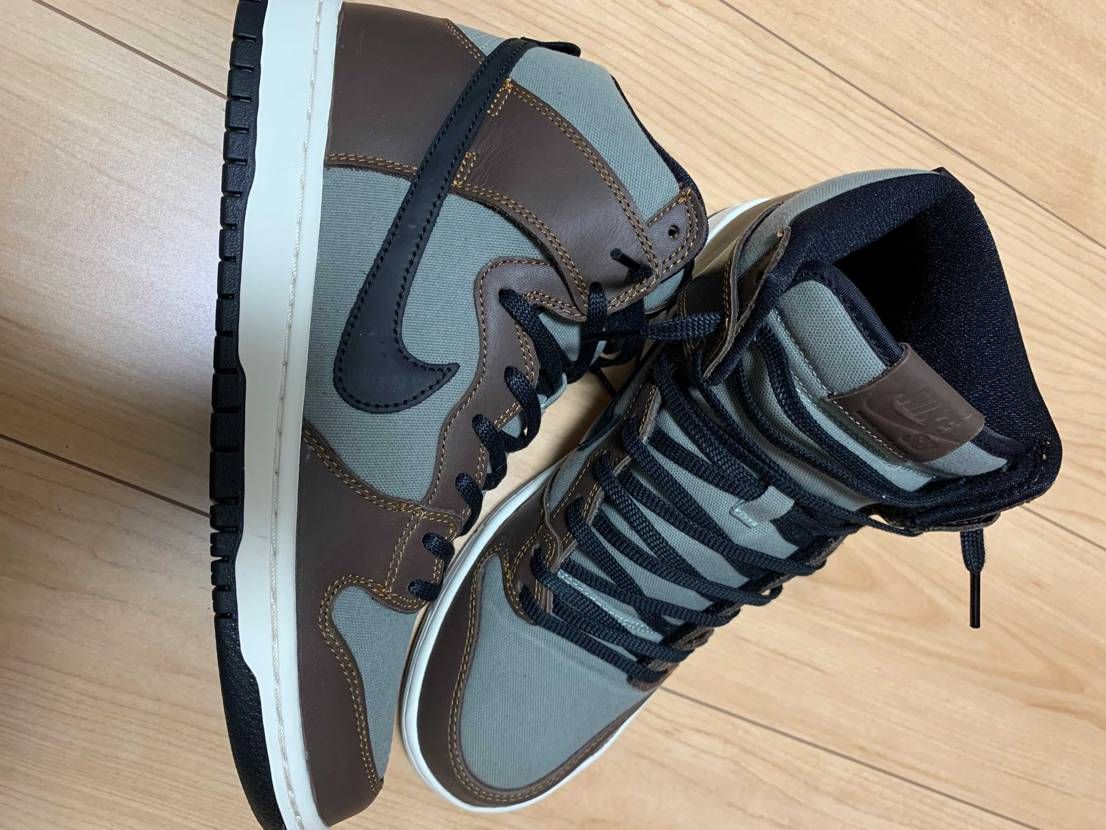 渋い！大人dunk！
抽選全然当たらないこのご時世、定価で買えるとはありがたや