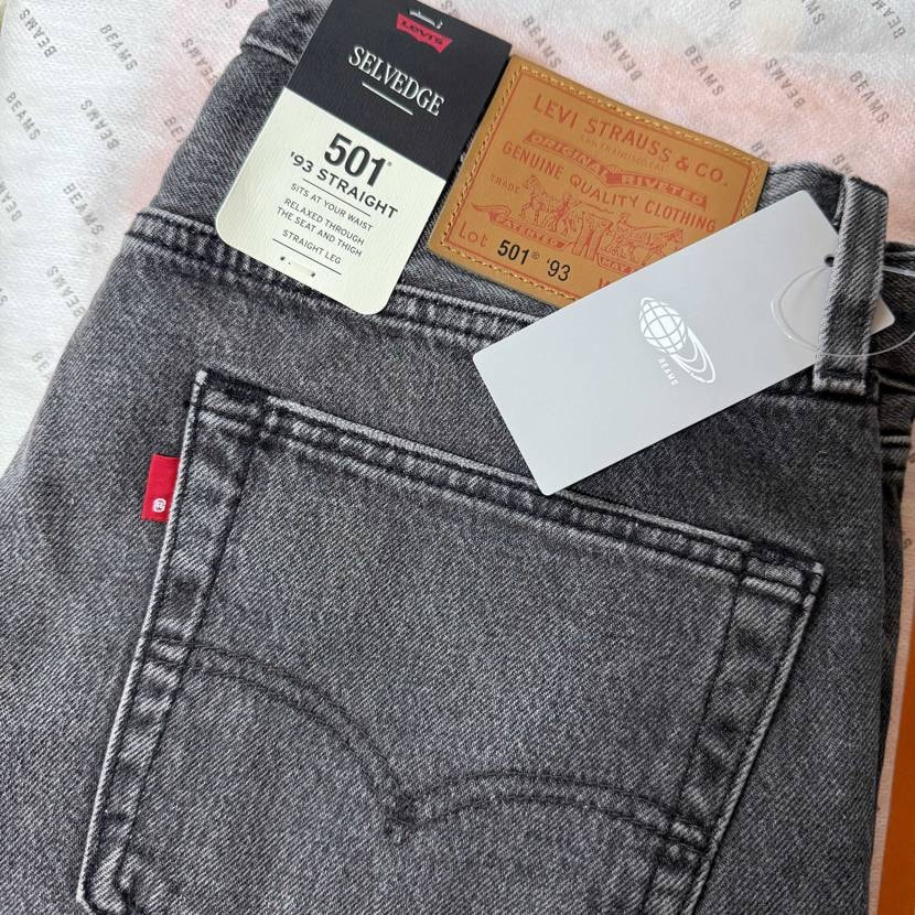 皆さん、こんにちは😃
買った👖手元に届いたので履きました😊