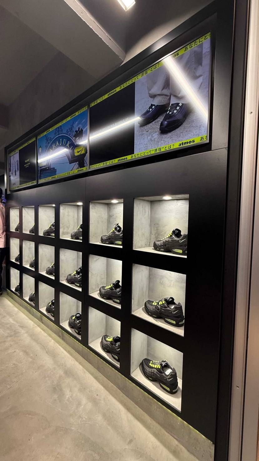 皆さん、こんばんは😊
いつも通りSNKRSもWeb抽選もハ