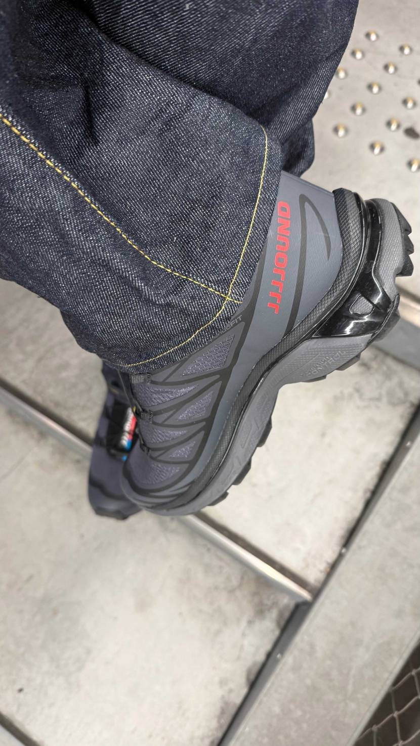 皆さん、こんばんは🤩
今さらですが、JJJJ XT-6履き