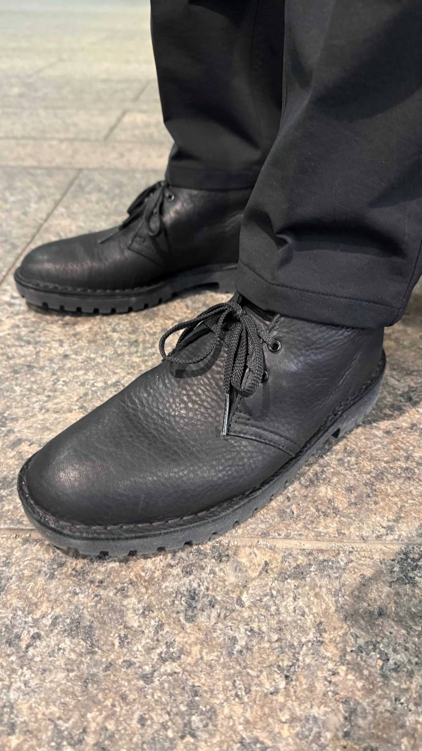 皆さん、おはようございます😃
並びの資格もないのに早起きし