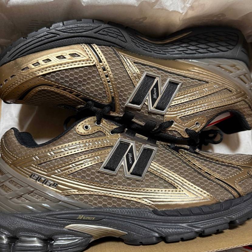 皆さん、こんばんは🌆
今年はセーブする年と心に誓います❤️