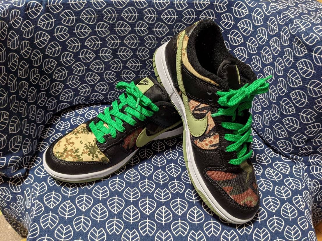 秋冬用に購入しました。
シューレースを緑にしてみました。
もう少し黒っぽい方が良