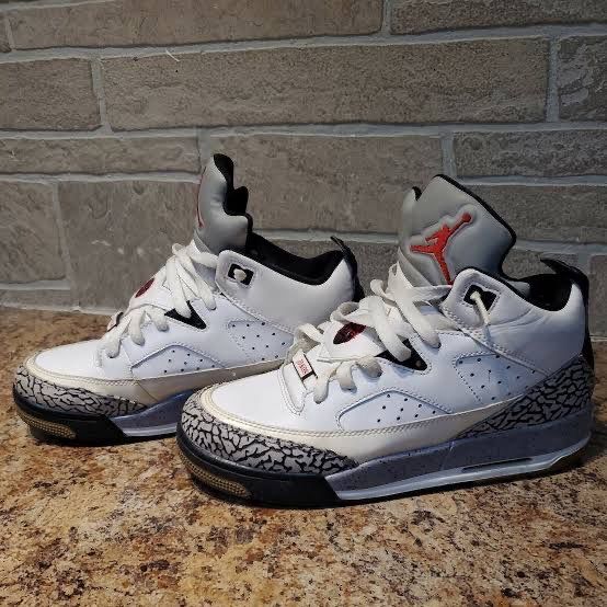 復刻してくれ、、、めちゃめちゃカッコいい🥹