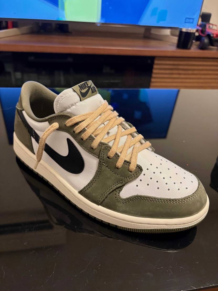 無難に黒でいくか遊ぶか延々に悩んでる
明日5時起き