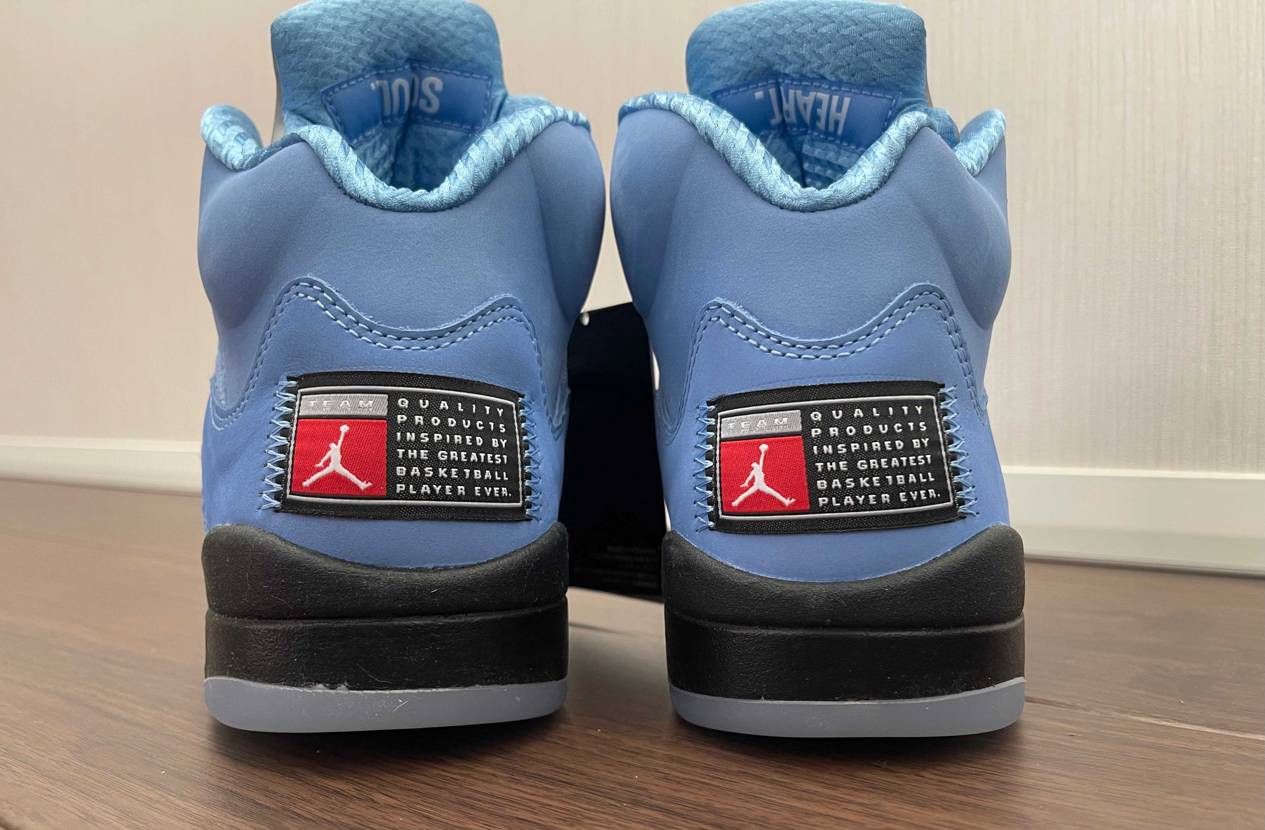 先日届いたNike Air Jordan 5 Retro SE "Univers