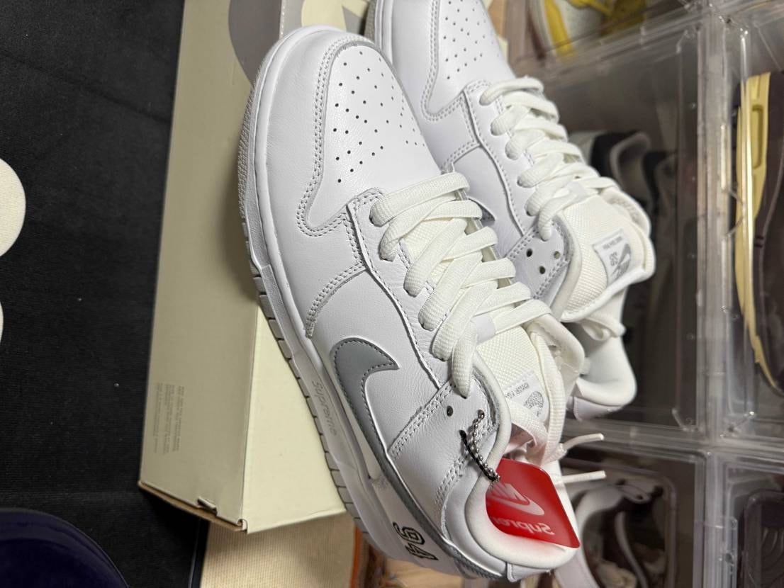 Supreme × Nike SB Dunk Low コンプ