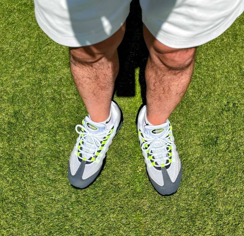 デフォのシューレース短かったから140㎝のシューレース買って