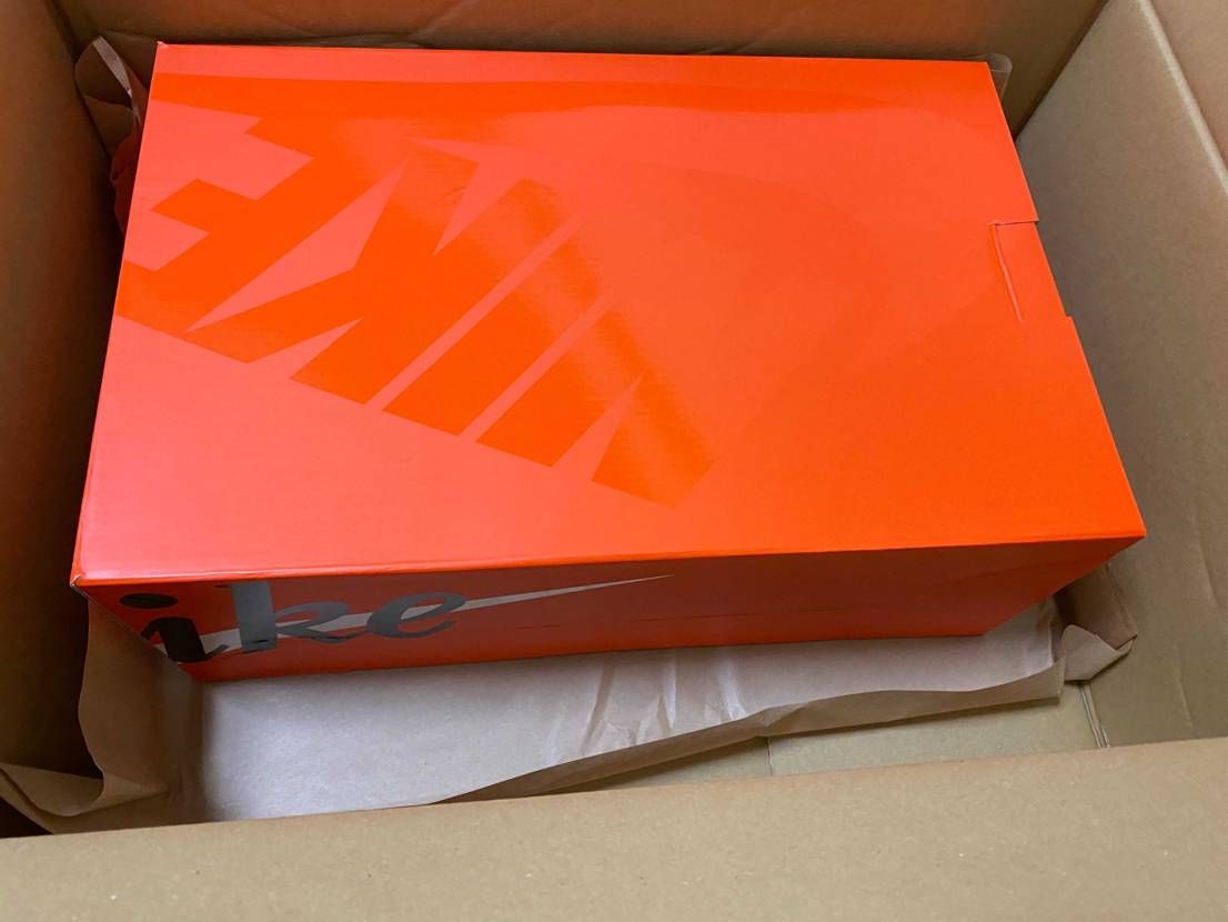 dunk lowのセイルマルチカモを注文したらsacai×c