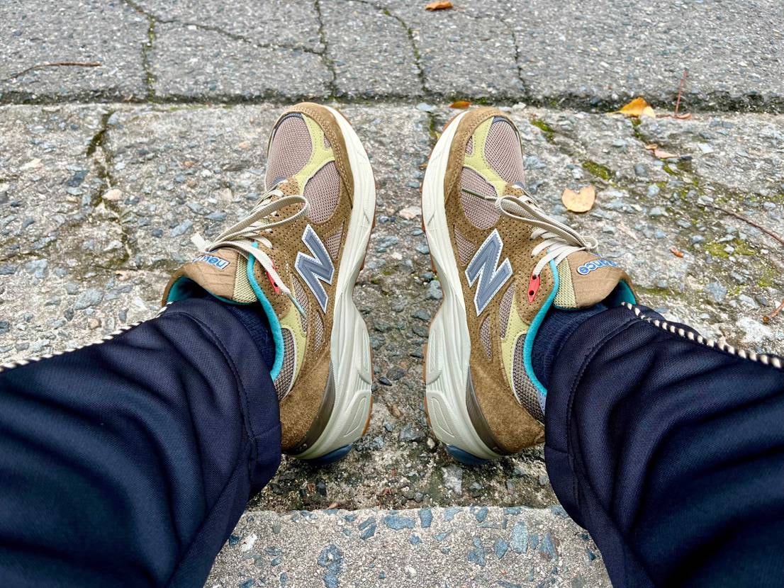 ひとり近所のスーパーに買い物へ🛒

気分的にNB履きたかったので、⑨⑨⓪✌️