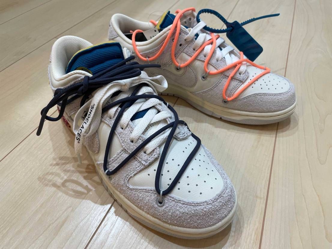 私的メモ＆参考までに
１枚目：平紐＝純正、丸紐＝20の付属紐
２枚目：平紐＝