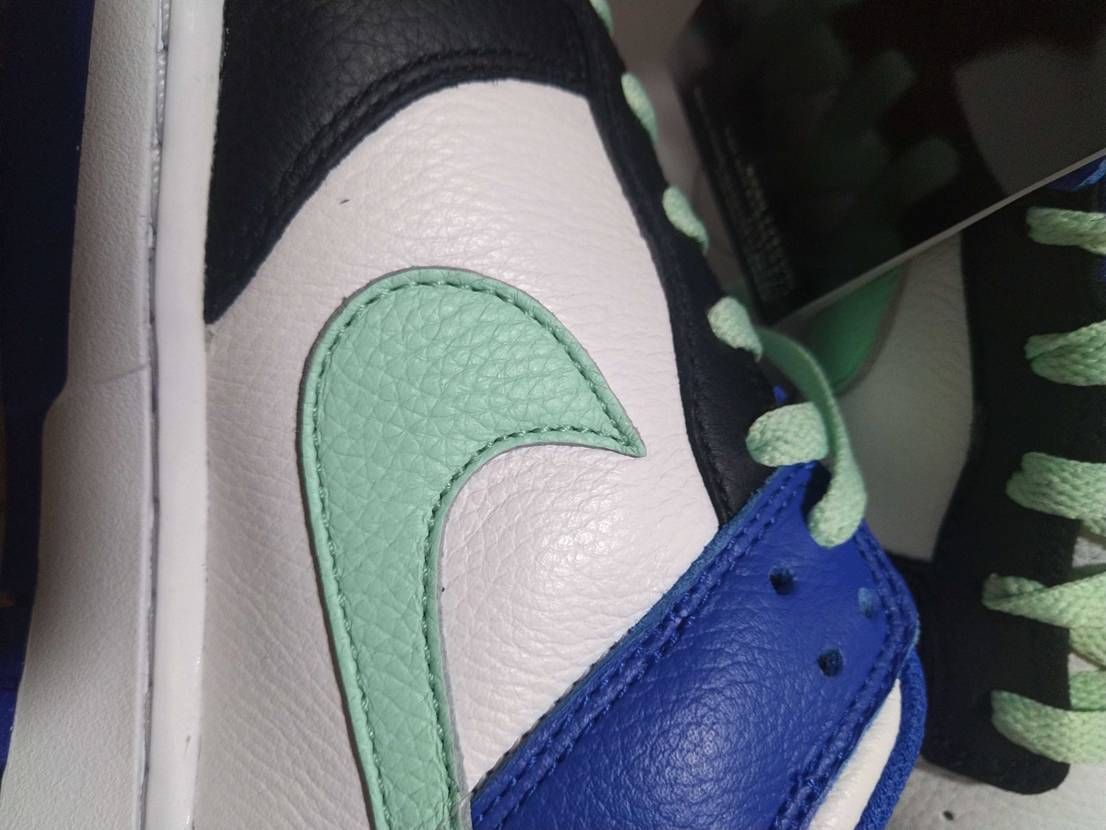 初めてのBY YOUはパクリデザインw
質感とか分からんか