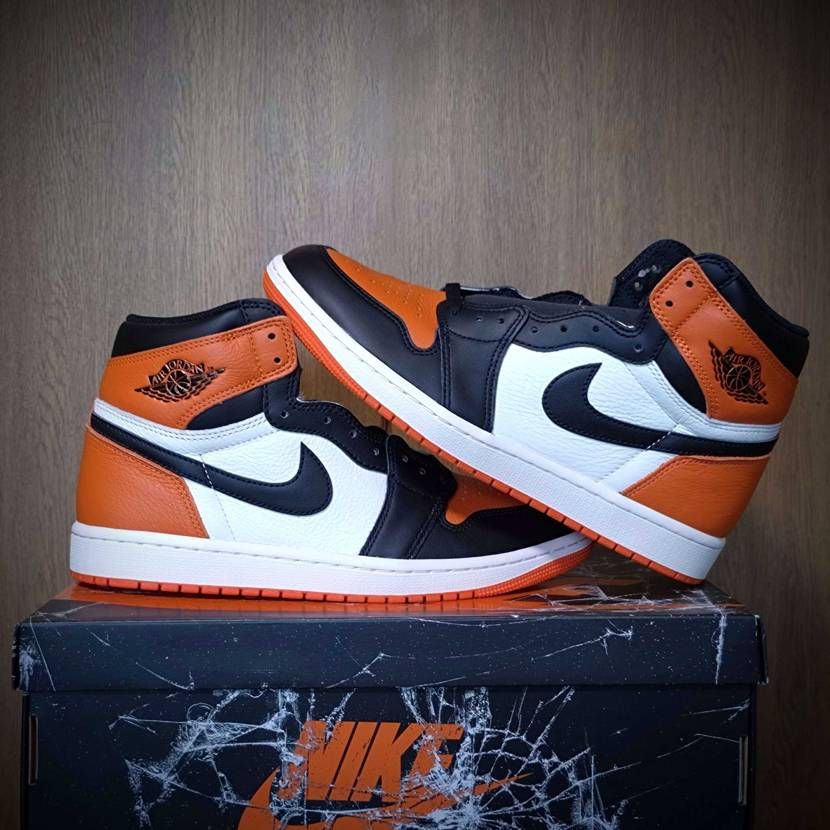 2億年ぶりぐらいの投稿ですかね🙄
定価割れしようがNIKE