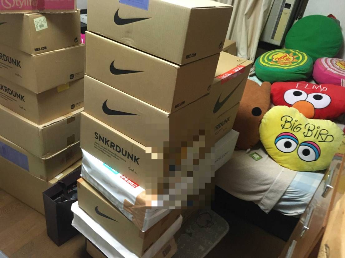 皆さんのようにキレイにカッコよく収納したいが、スペースも費用もないのが現状、、、