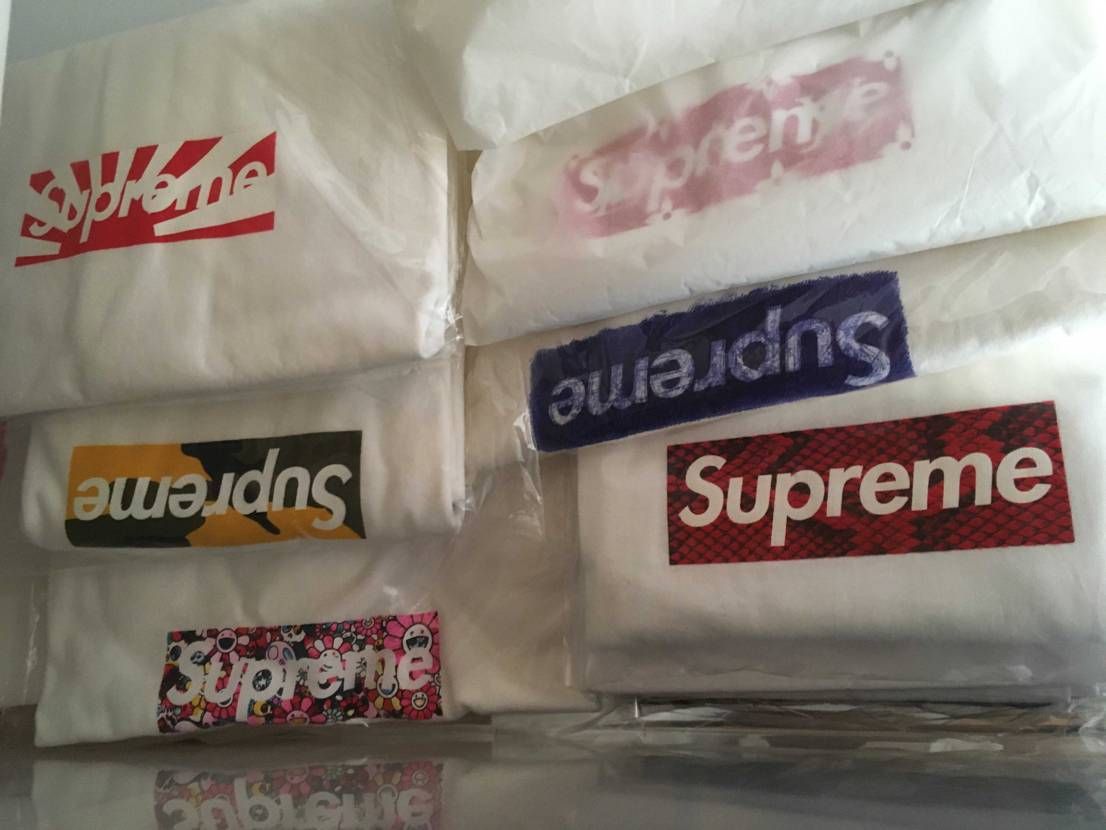 久々のログイン&投稿なので、遠慮なくカマします😆✨

supremeに数年行