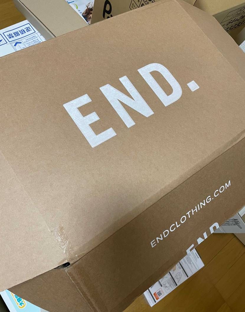 お！
END.から発送された！！そして到着！！
ひゅーか