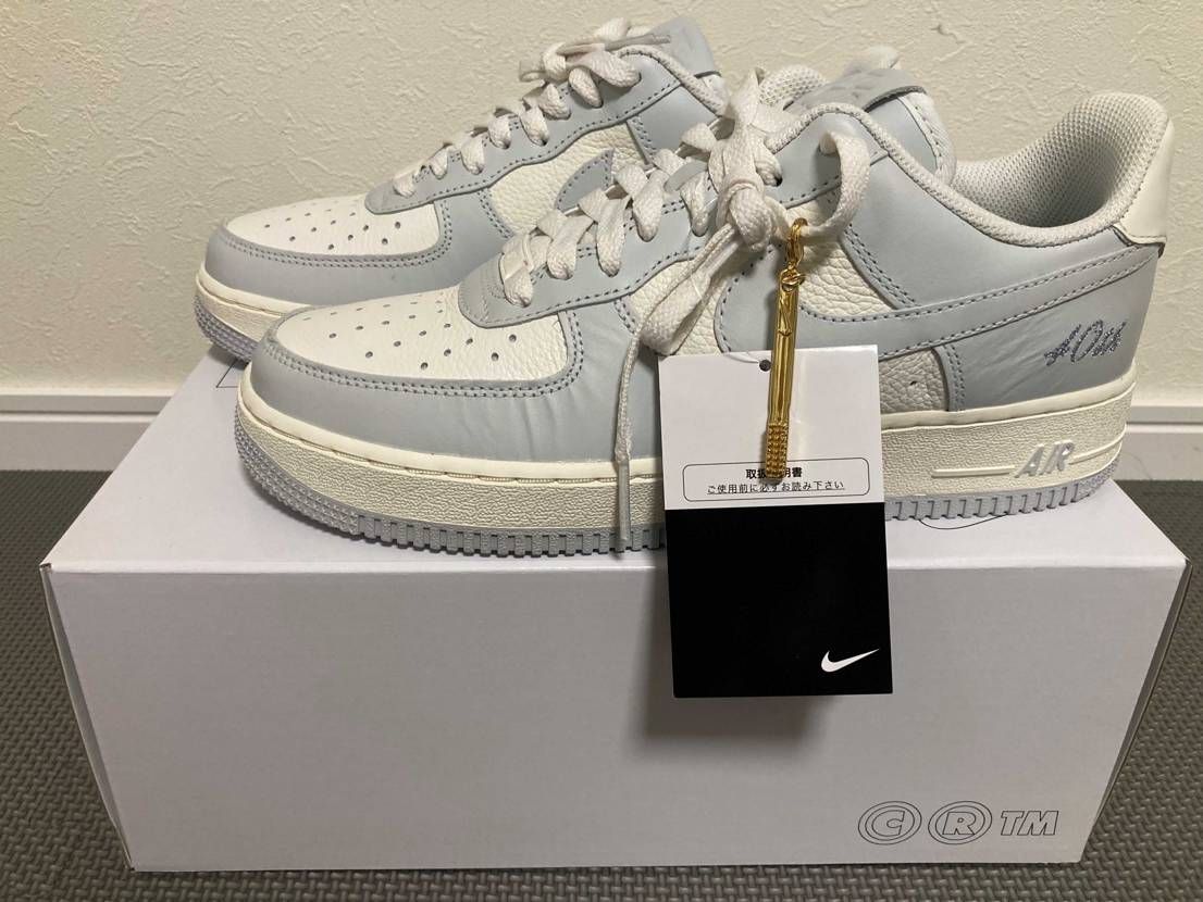 ✨NIKE BY YOU AF1 Lowアンロックド✨

ピュアプラチナム良