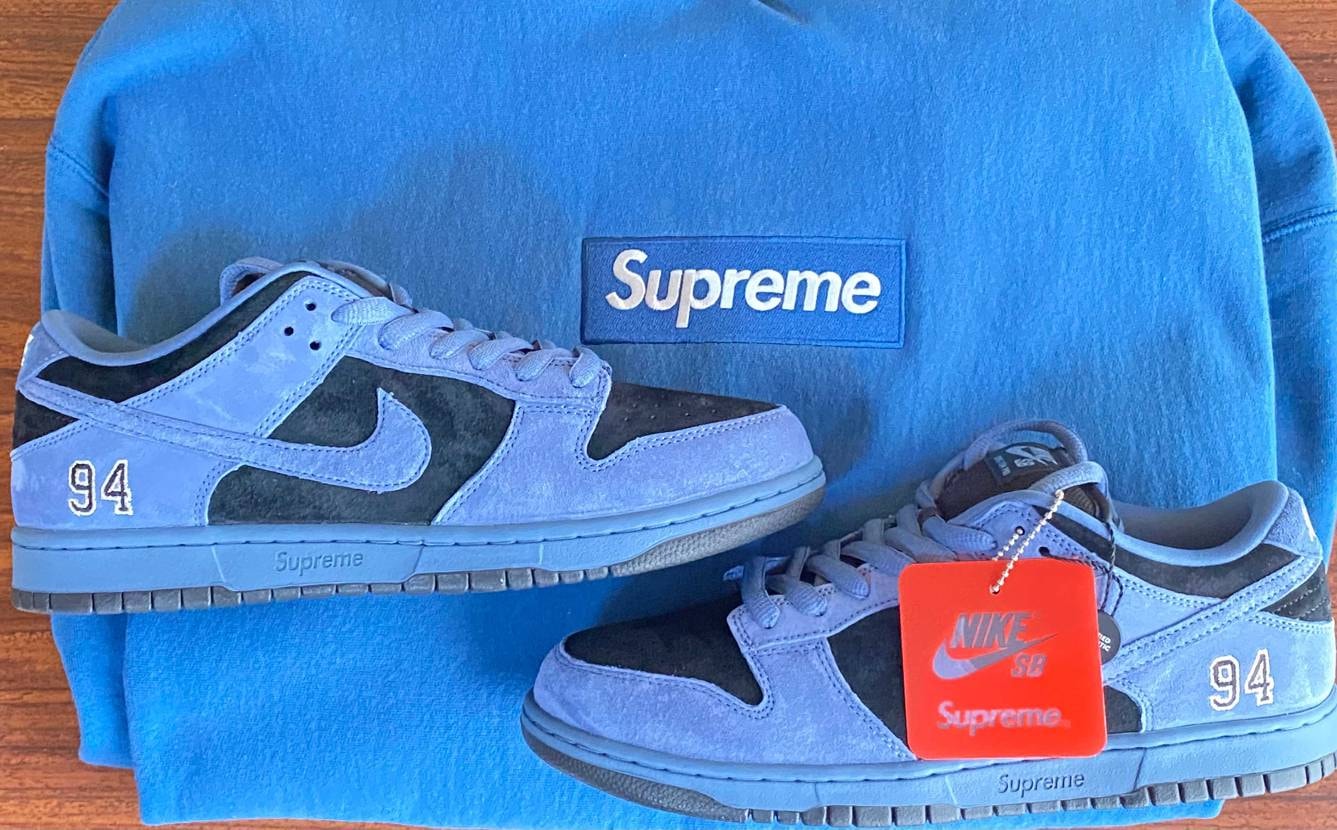 個人的に2025年最後のスニーカーとして、supreme SBダンクの青を購入👟
