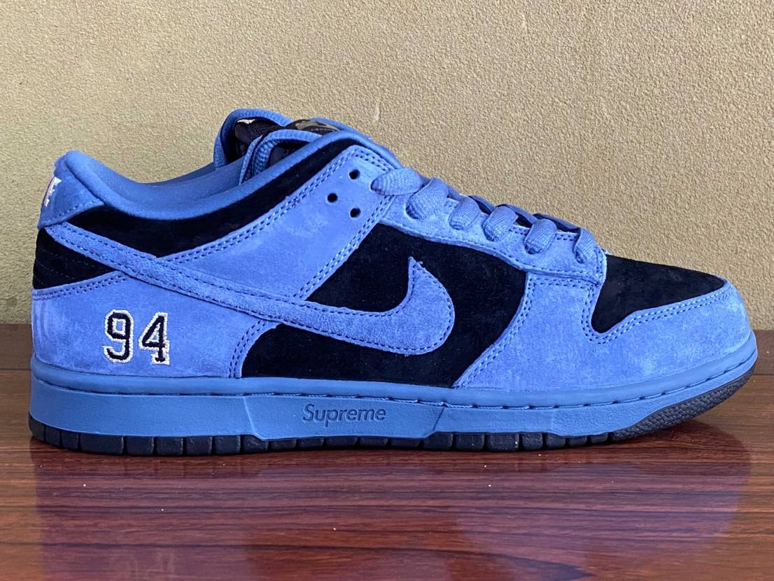 個人的に2025年最後のスニーカーとして、supreme S