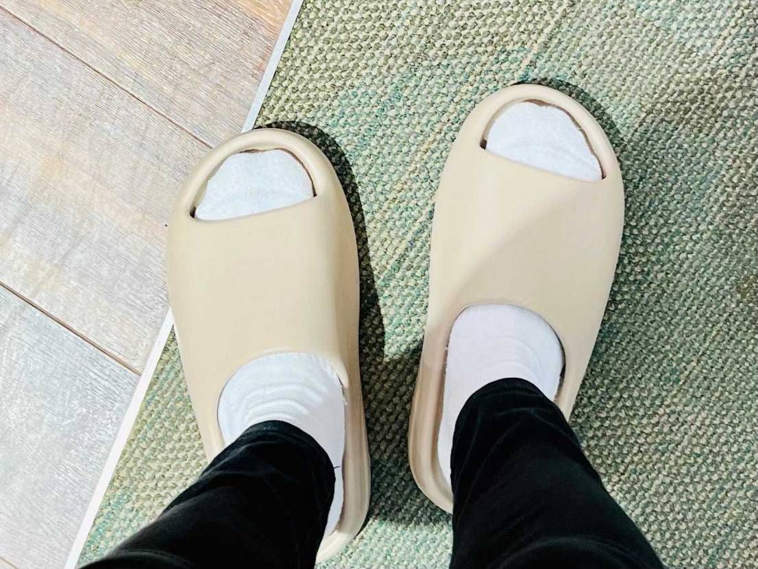 ワンサイズアップでちょうど良し👌
ソックス有りで少し余裕あるくらいで快適
