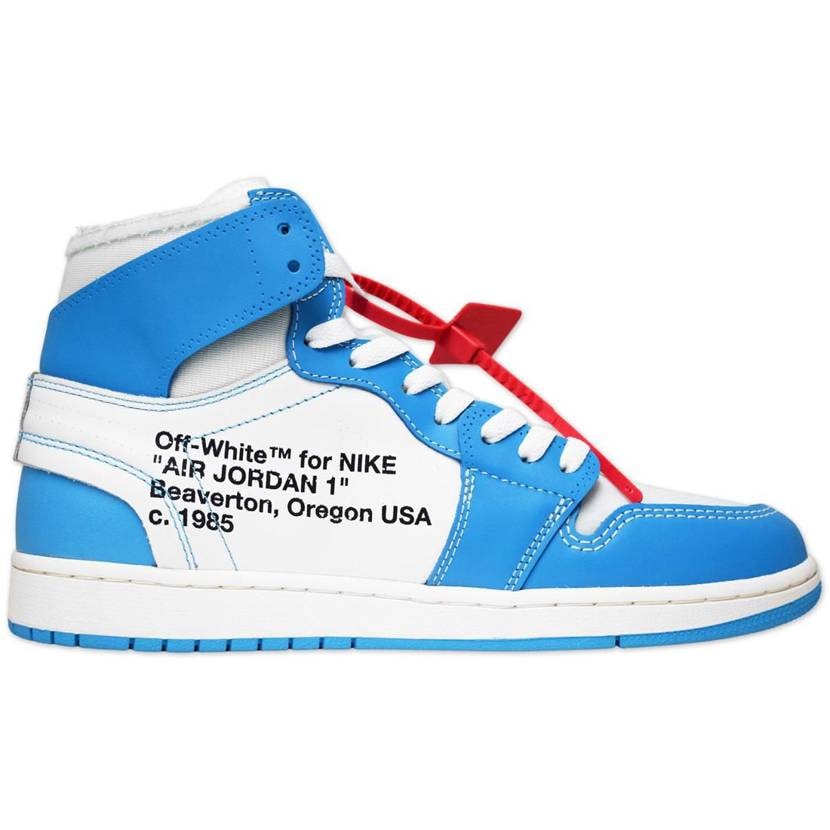 オフホワイトジョーダン1 uncの内側文字が斜めってるんですけど、これって個体差