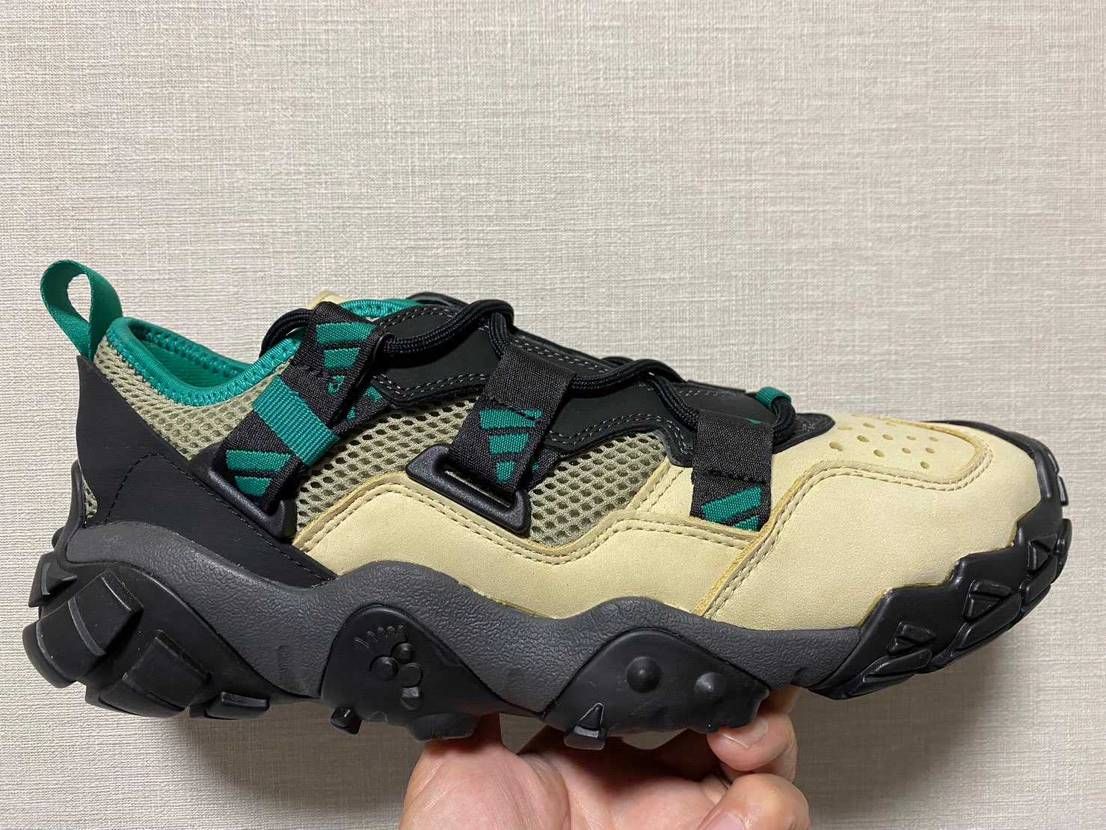 機会があれば買おうとずっと思ってた
EQT XTR ならぬ FYW XTA
