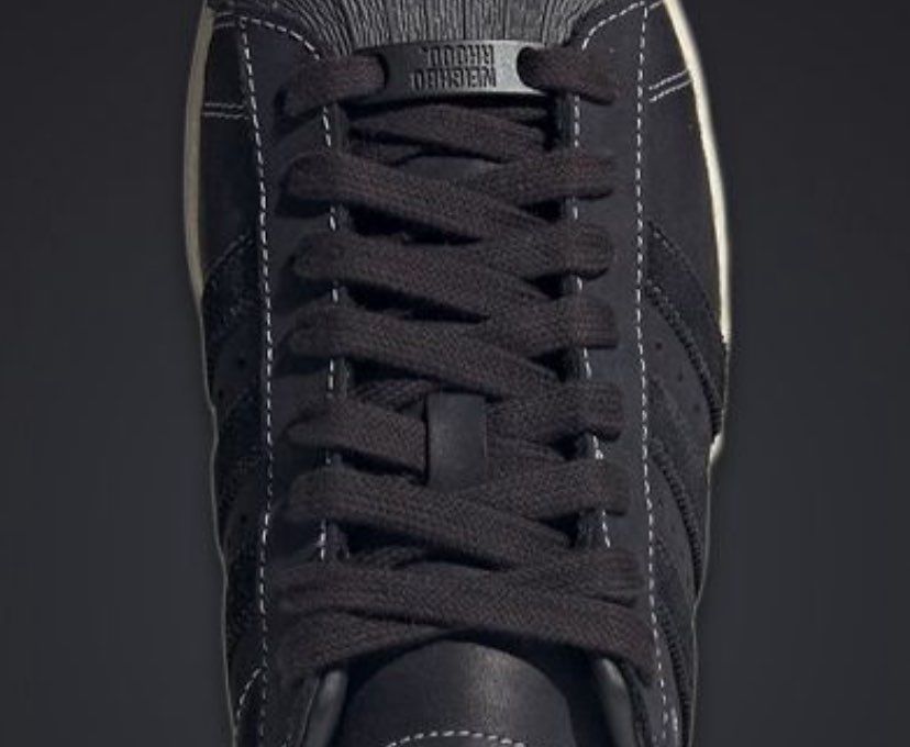 何気に8穴やん！