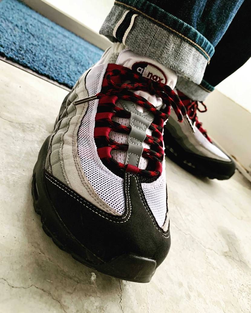 😎
AIR MAXは95が好き
他の履いたことないけど