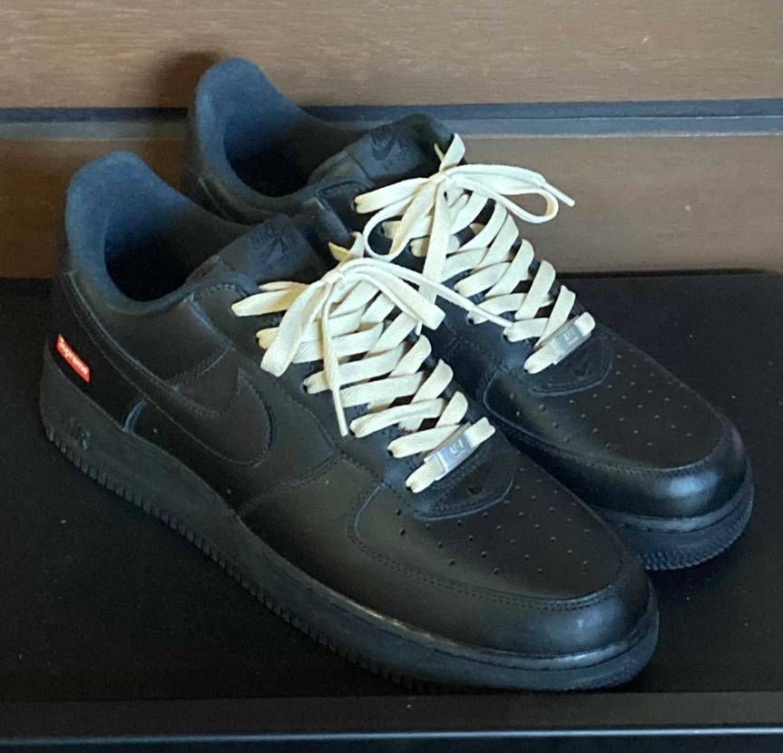 初売りでsupreme AF1ブラックをマイサイで購入しまし