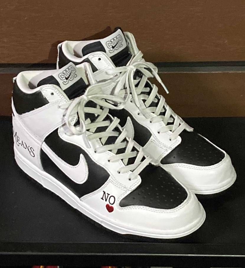 supreme dunk sb hi 購入しました♪ 革質が