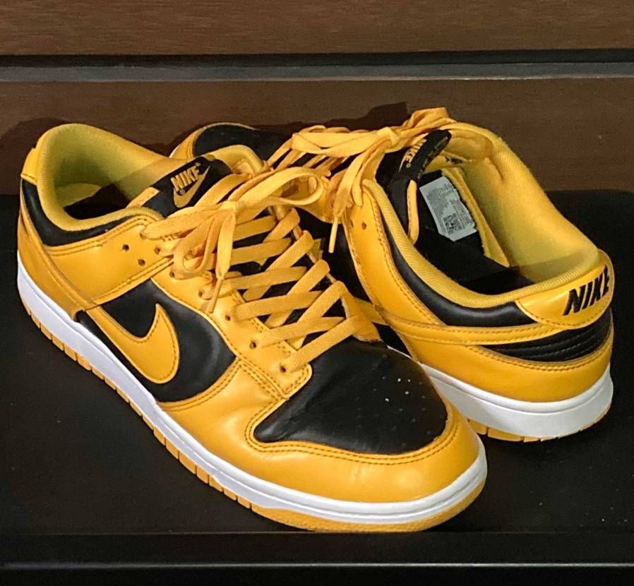 dunk low championship golden