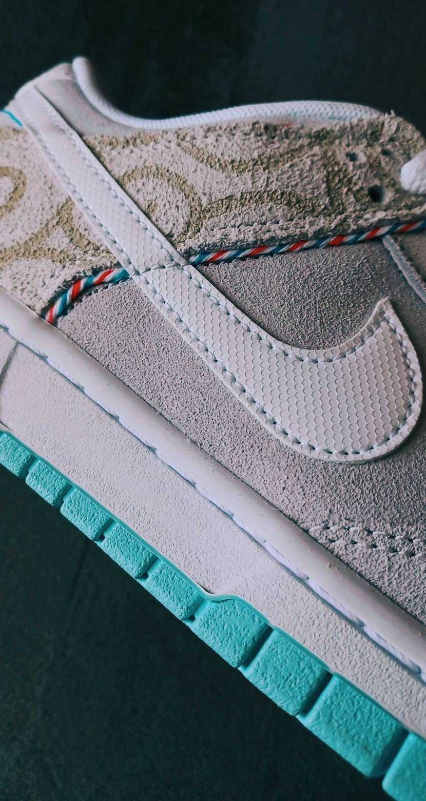 NIKE DUNK LOW RETRO SE BARBER