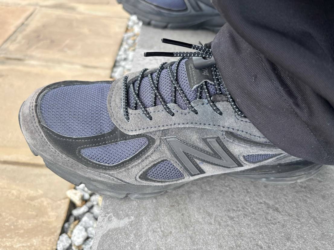 JJJJound × New Balance 990V4 "Navy"

色