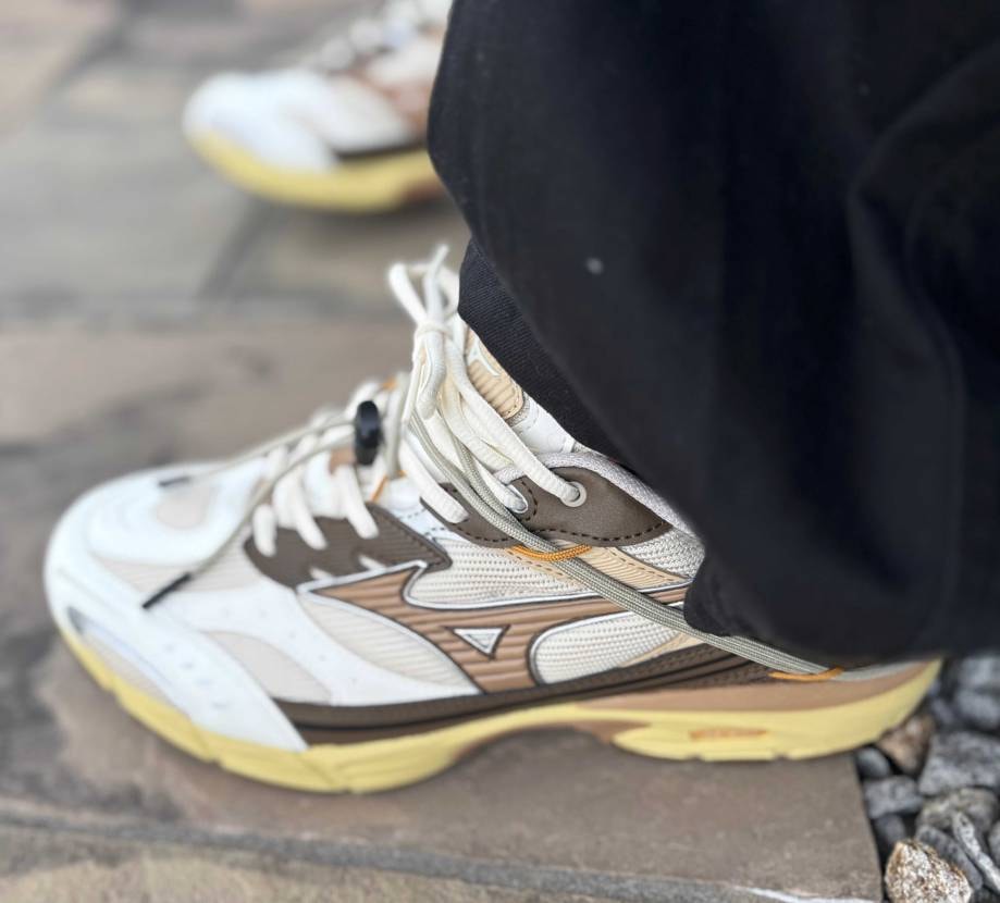 AFEW × Mizuno MXR "OAG3"

軽くてめっちゃ良い👟