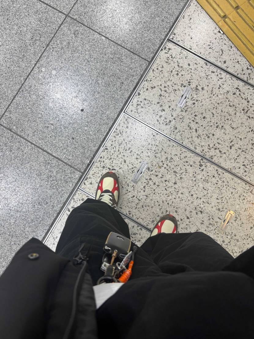 おはようございます。
今から、東京に👟

Aime L