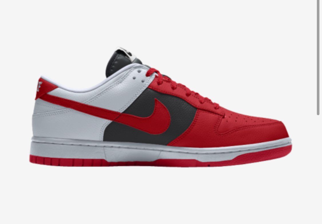 最初はシンプルにしようと思ったけど仕様に負けたくなかったので