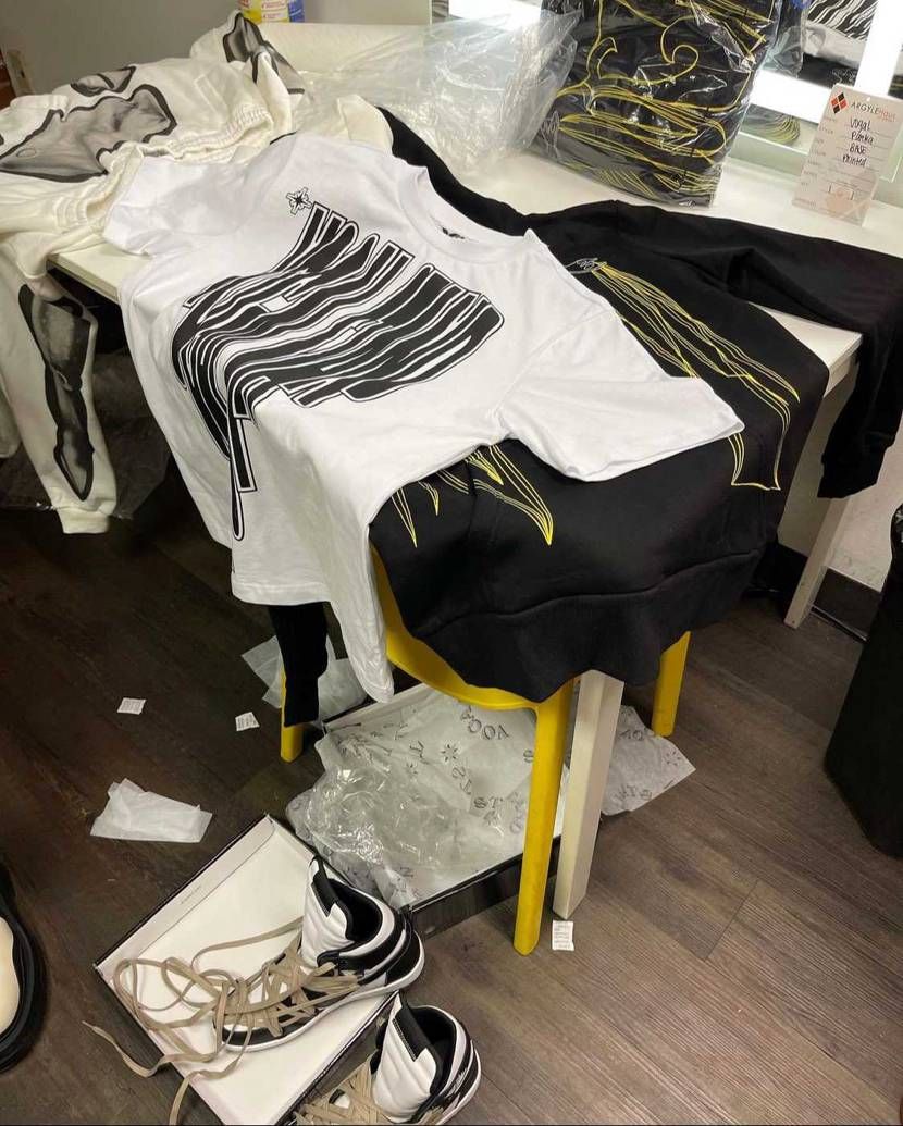 vogal stand✌️2nd
LOOKはtrippie