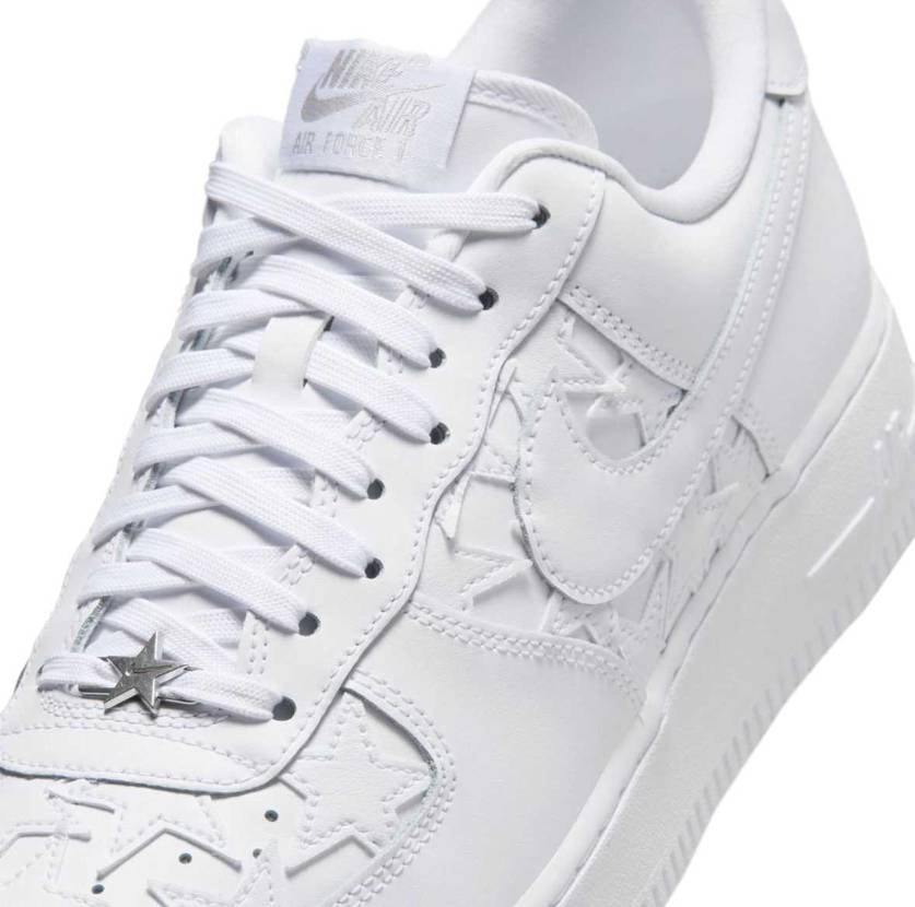 なんか好きだわ…
ABCにもあるしセールなったら買おう…そしたら今年初NIKE