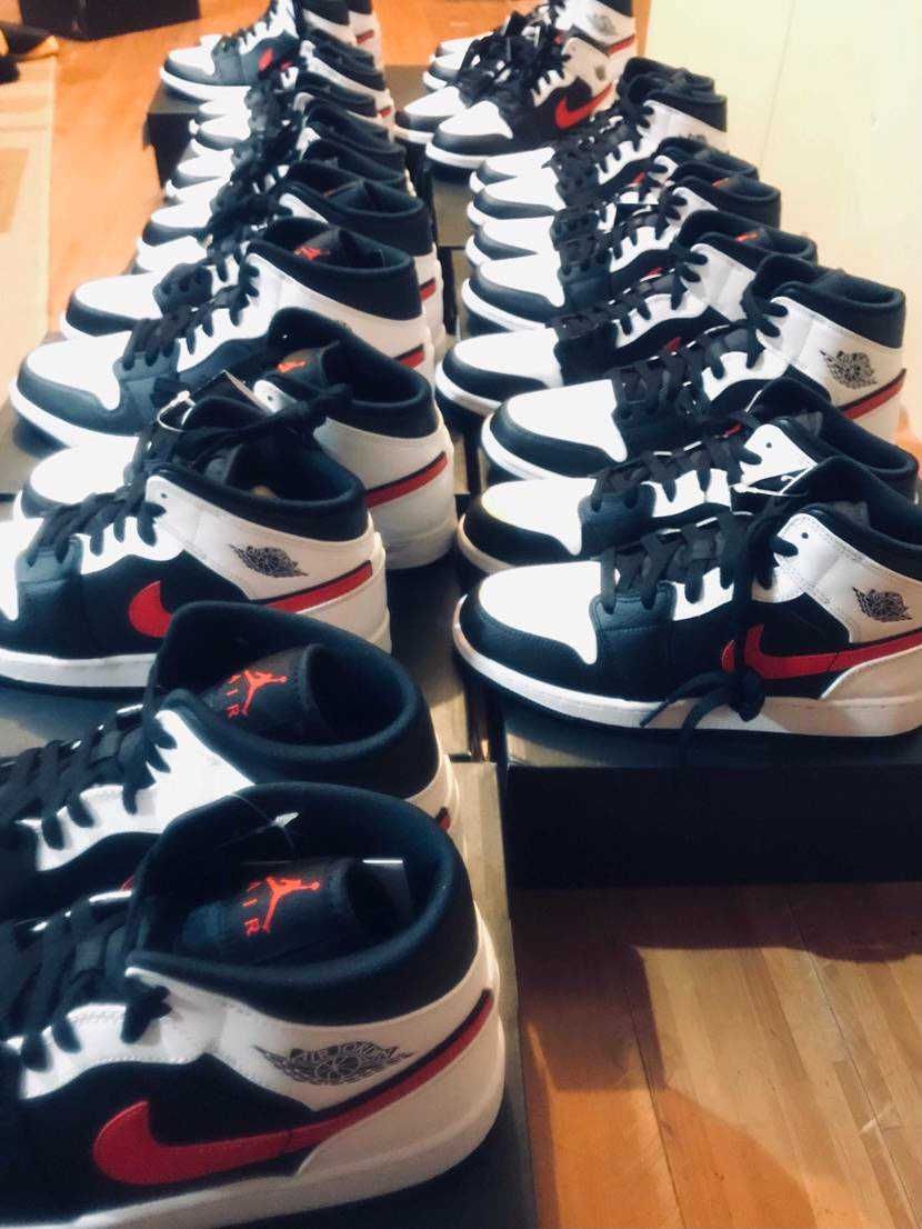 家が広いと圧倒的に有利‼️🤣🤣
ゼビオで買ったんかな？？？？
ゼビオで靴2足